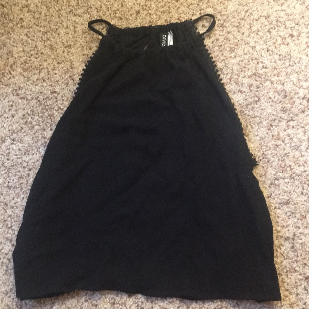 black flowy tank top from h&m
